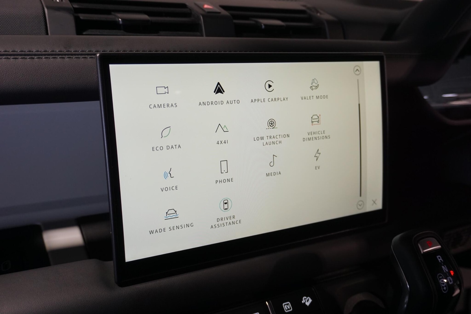 Used Land Rover Defender 2024 for sale - 77940497: Photo 65