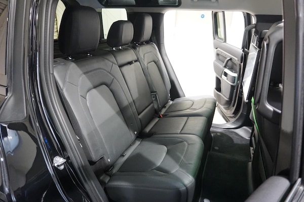 Used Land Rover Defender 110 2022 for sale - 75246493: Photo 54