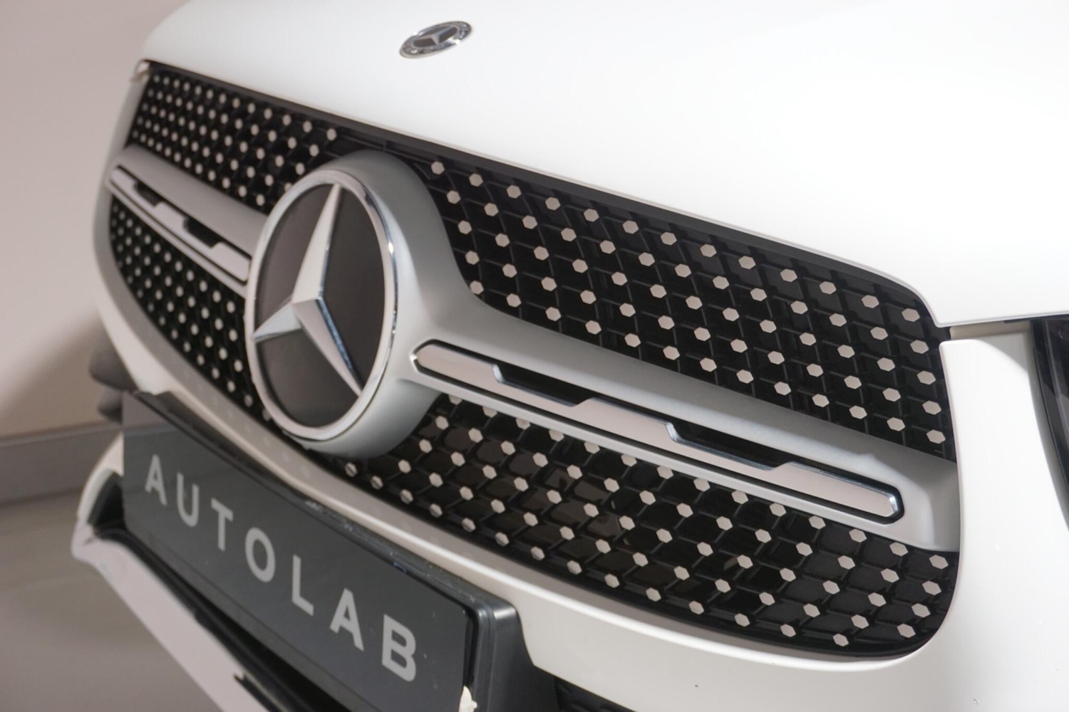 Used Mercedes-Benz GLC for sale - 77496106: Photo 75