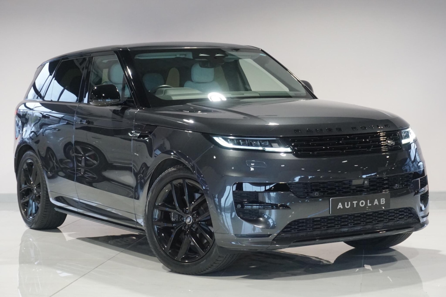 Used Land Rover Range Rover Sport 2023 for sale - 76935743: Photo 1