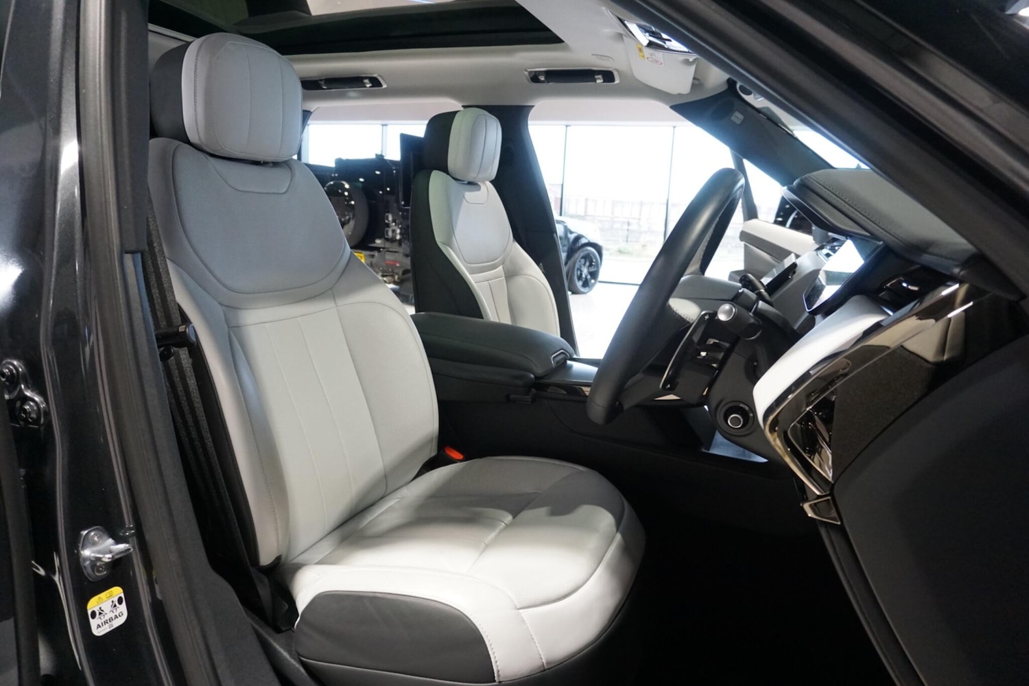 Used Land Rover Range Rover Sport 2023 for sale - 76935743: Photo 13