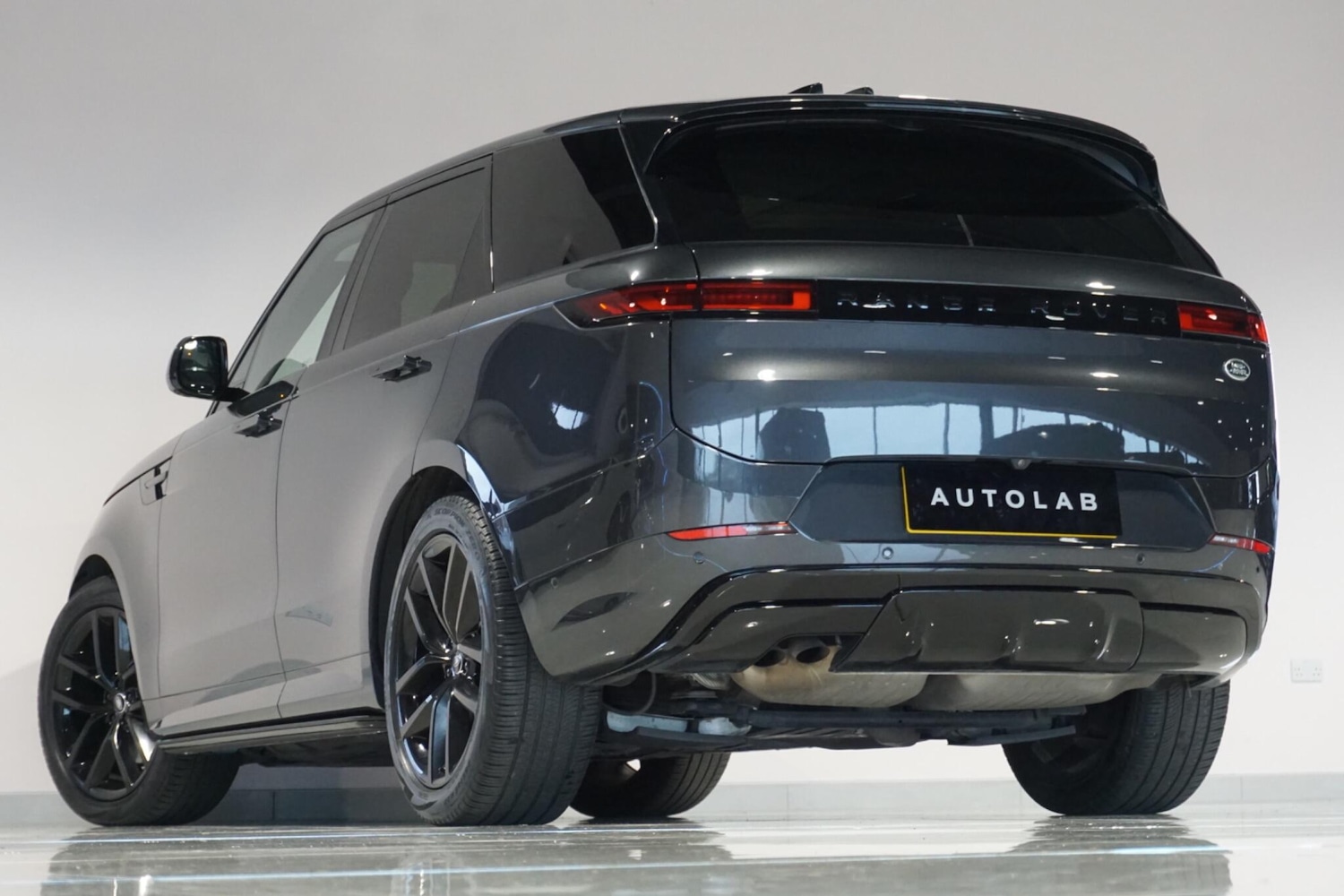 Used Land Rover Range Rover Sport 2023 for sale - 76935743: Photo 29