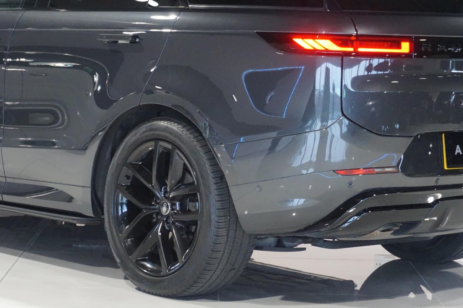 Used Land Rover Range Rover Sport 2023 for sale - 76935743: Photo 46