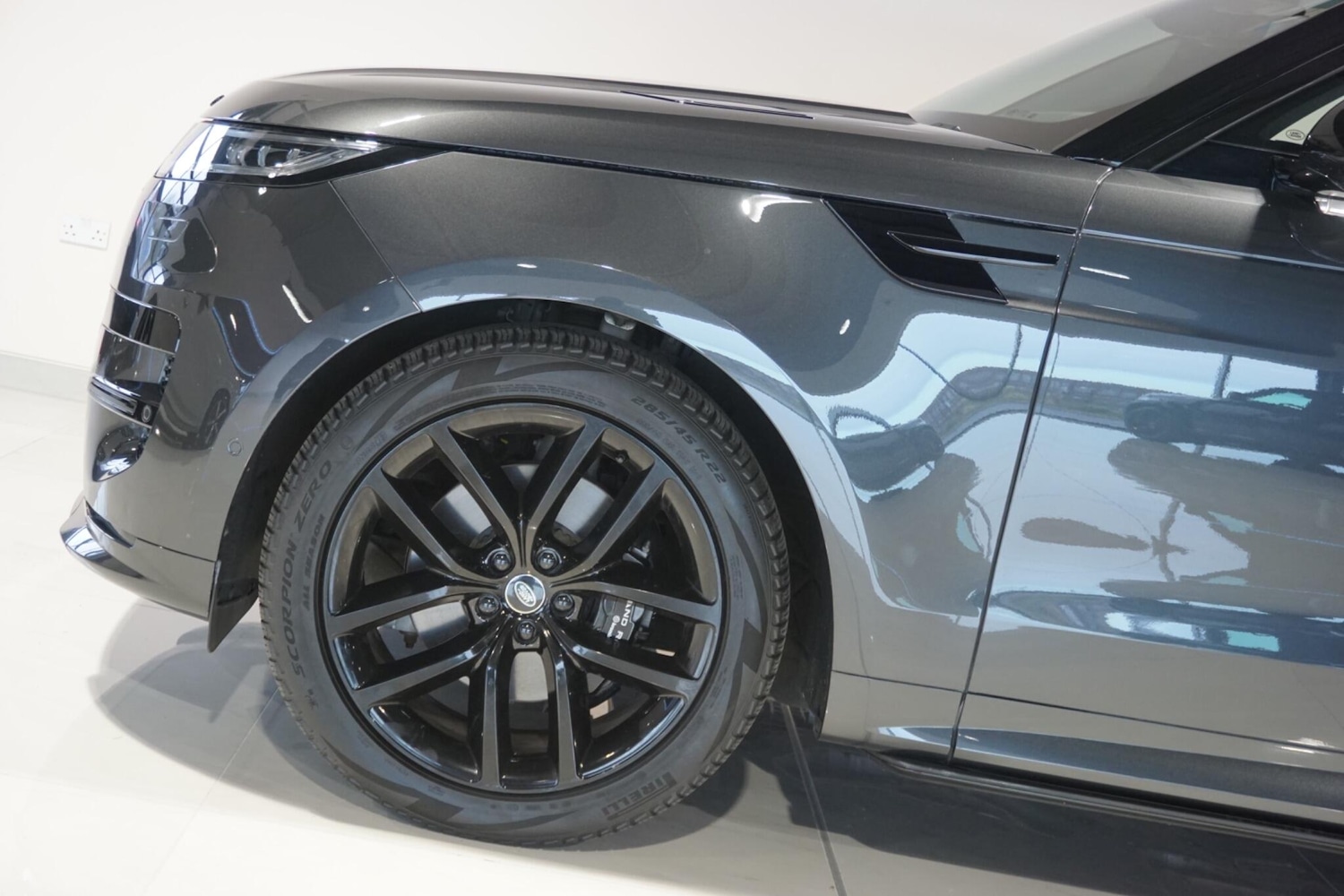 Used Land Rover Range Rover Sport 2023 for sale - 76935743: Photo 47