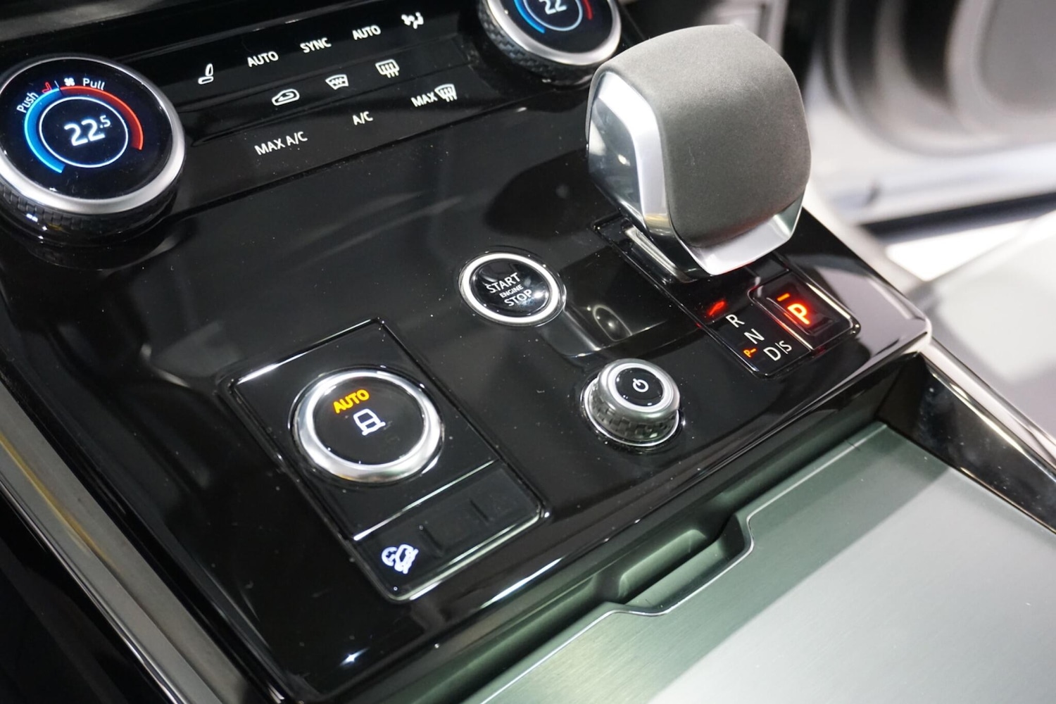 Used Land Rover Range Rover Sport 2023 for sale - 76935743: Photo 64