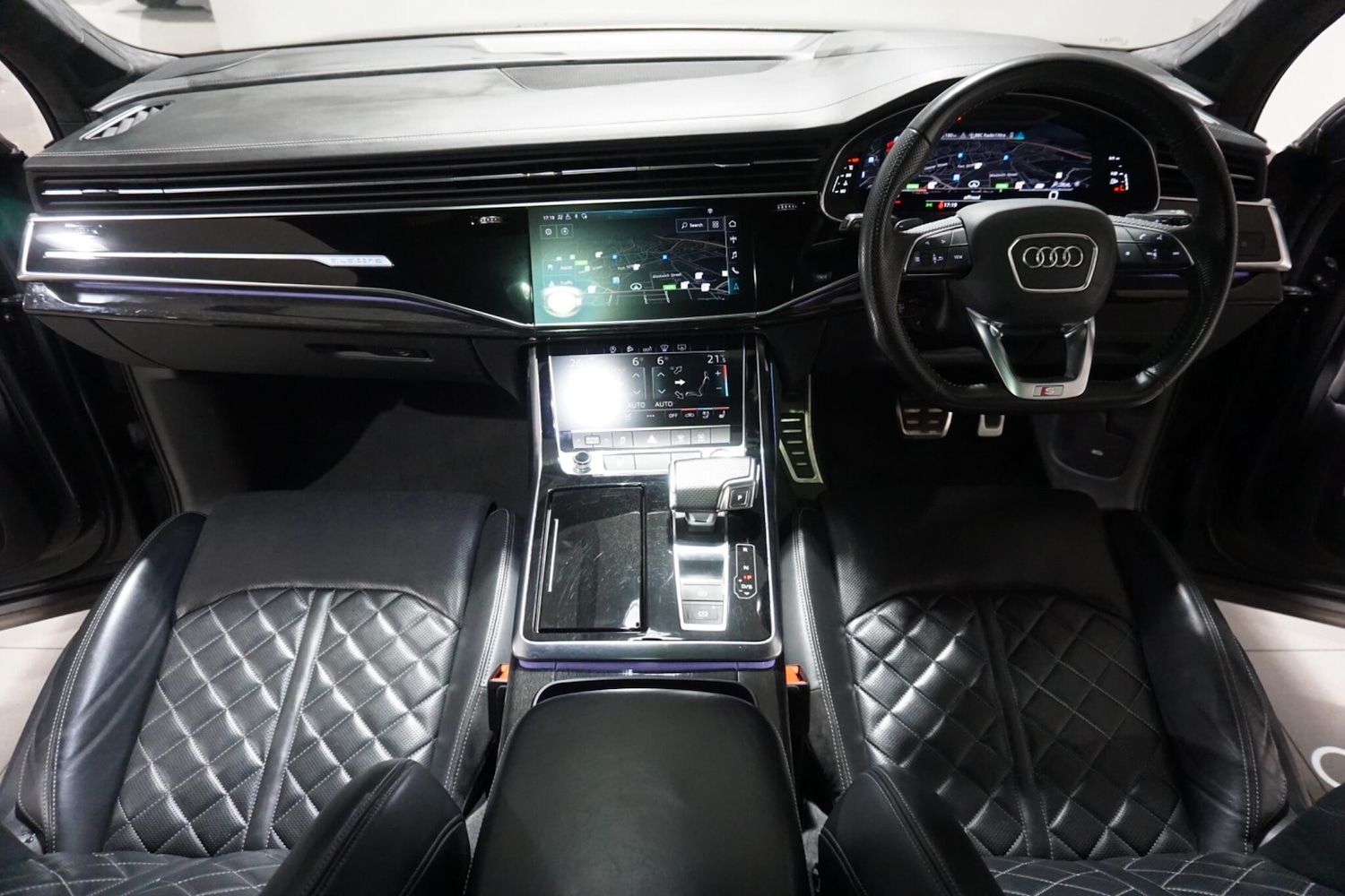 Used Audi Q7 2020 for sale - 76990179: Photo 9