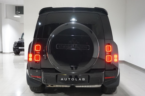 Used Land Rover Defender 110 2023 for sale - 74701126: Photo 25