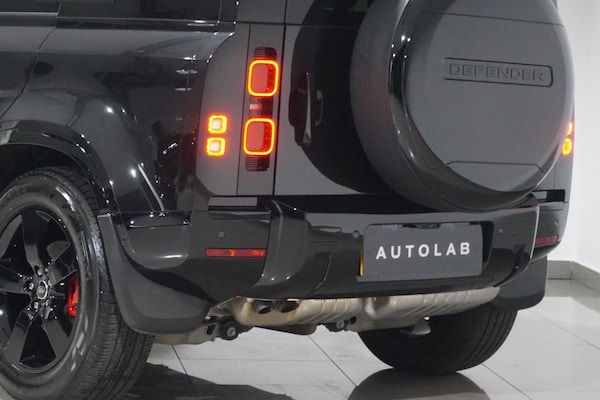Used Land Rover Defender 110 2023 for sale - 74701126: Photo 43