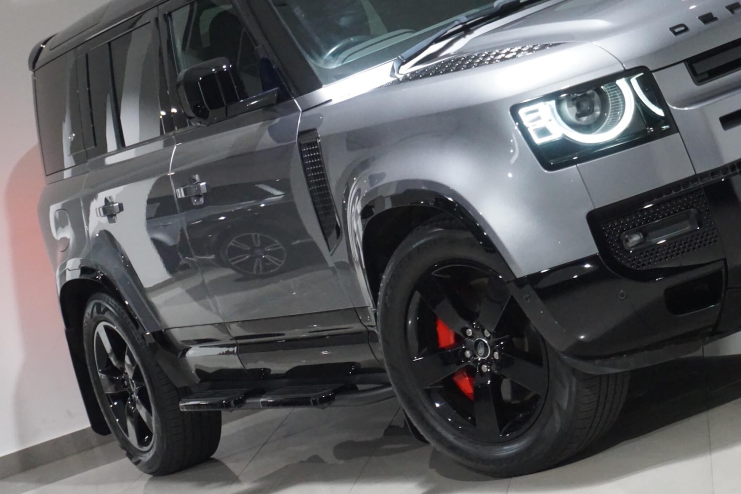 Used Land Rover Defender 110 for sale - 76473626: Photo 42