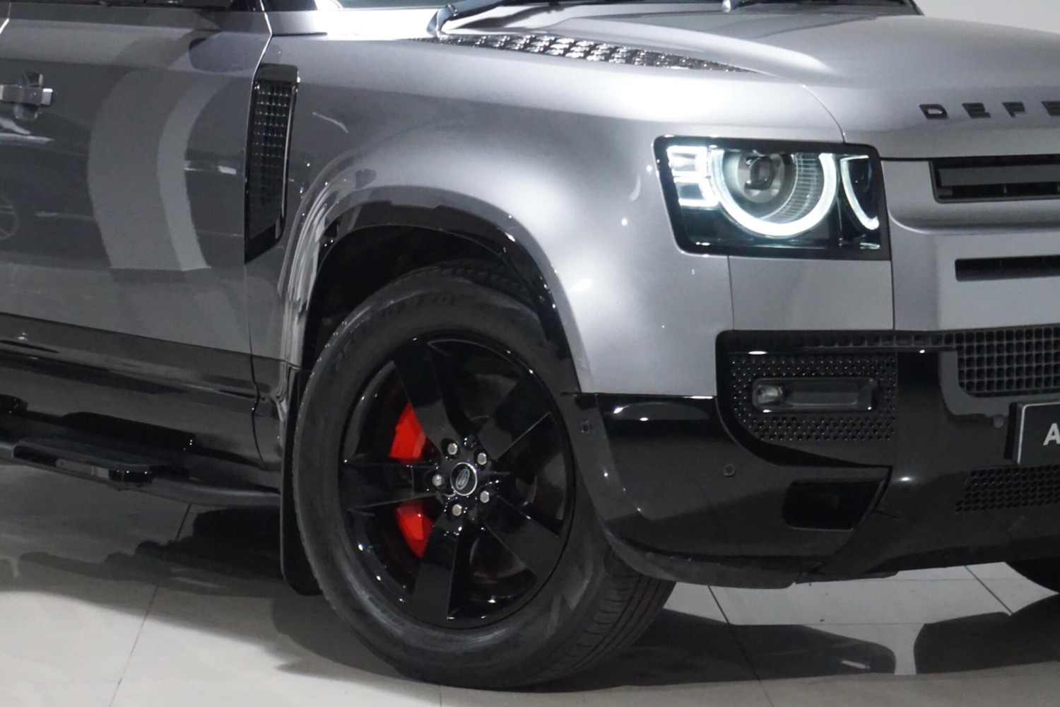 Used Land Rover Defender 110 for sale - 76473626: Photo 46