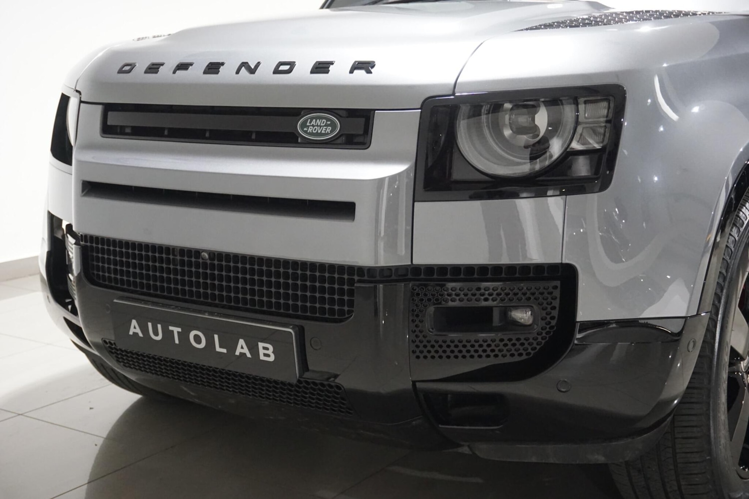 Used Land Rover Defender 110 for sale - 76473626: Photo 66