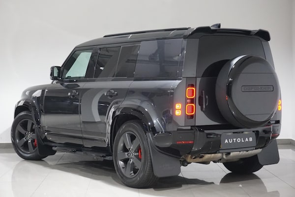 Used Land Rover Defender 110 2023 for sale - 75669915: Photo 32