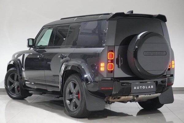 Used Land Rover Defender 110 2023 for sale - 75669915: Photo 3