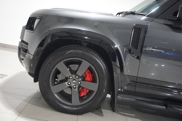 Used Land Rover Defender 110 2023 for sale - 75669915: Photo 41