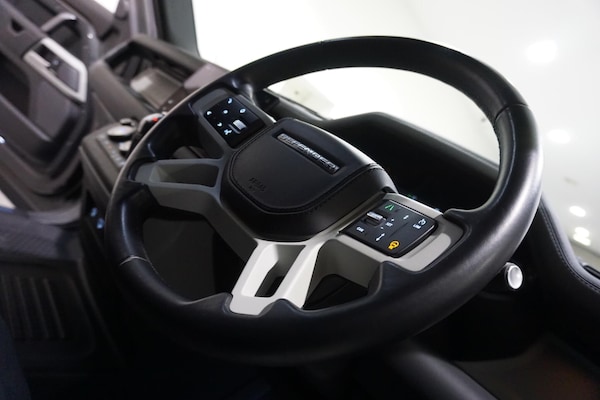Used Land Rover Defender 110 2023 for sale - 75669915: Photo 48