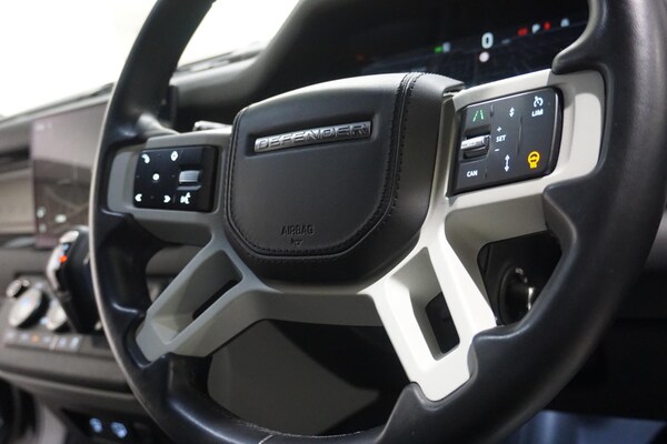 Used Land Rover Defender 110 2023 for sale - 75669915: Photo 49