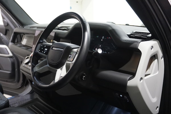 Used Land Rover Defender 110 2023 for sale - 75669915: Photo 8