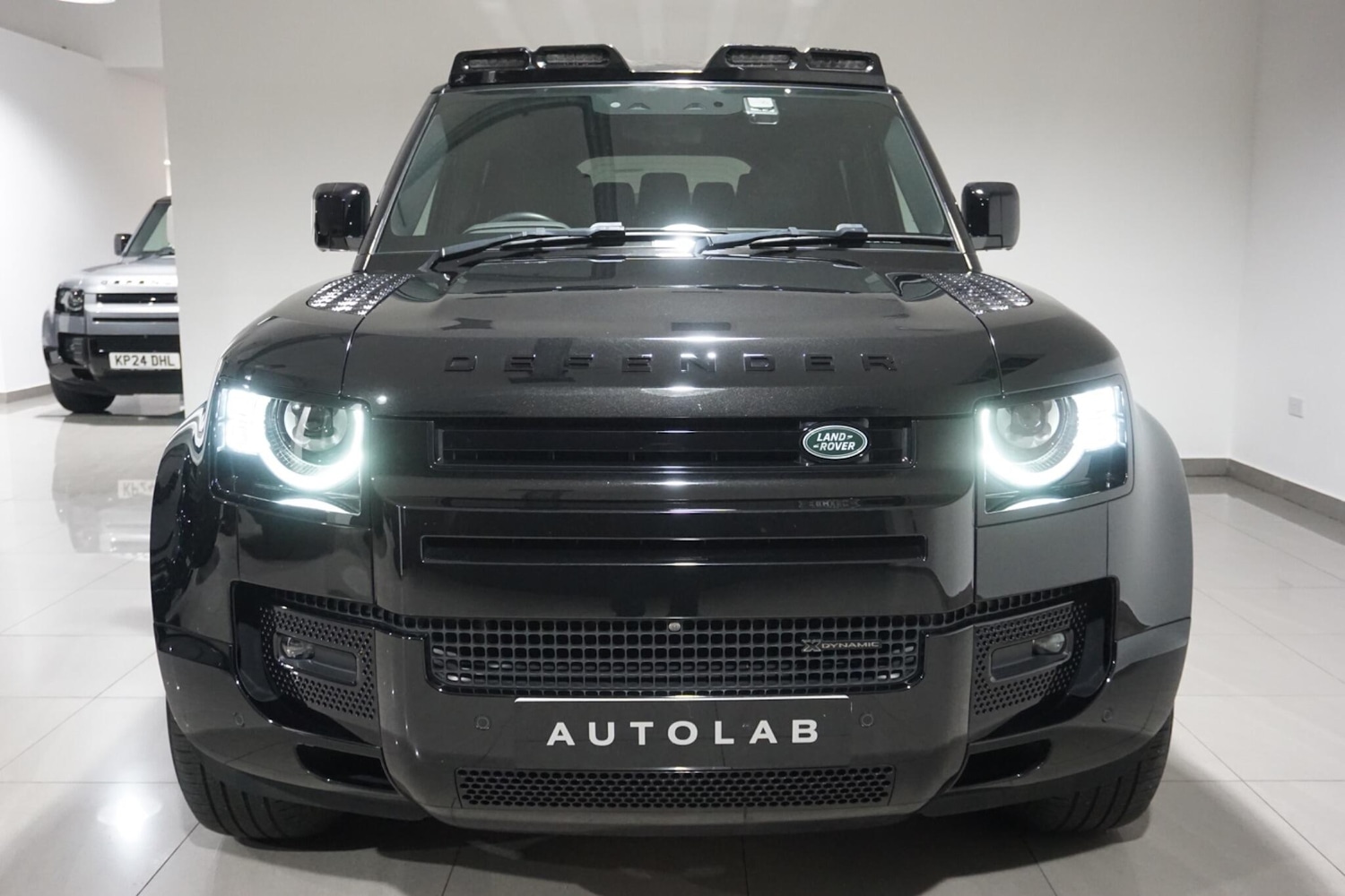 Used Land Rover Defender 110 for sale - 76472565: Photo 28