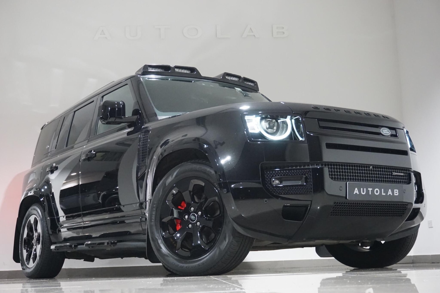 Used Land Rover Defender 110 for sale - 76472565: Photo 37