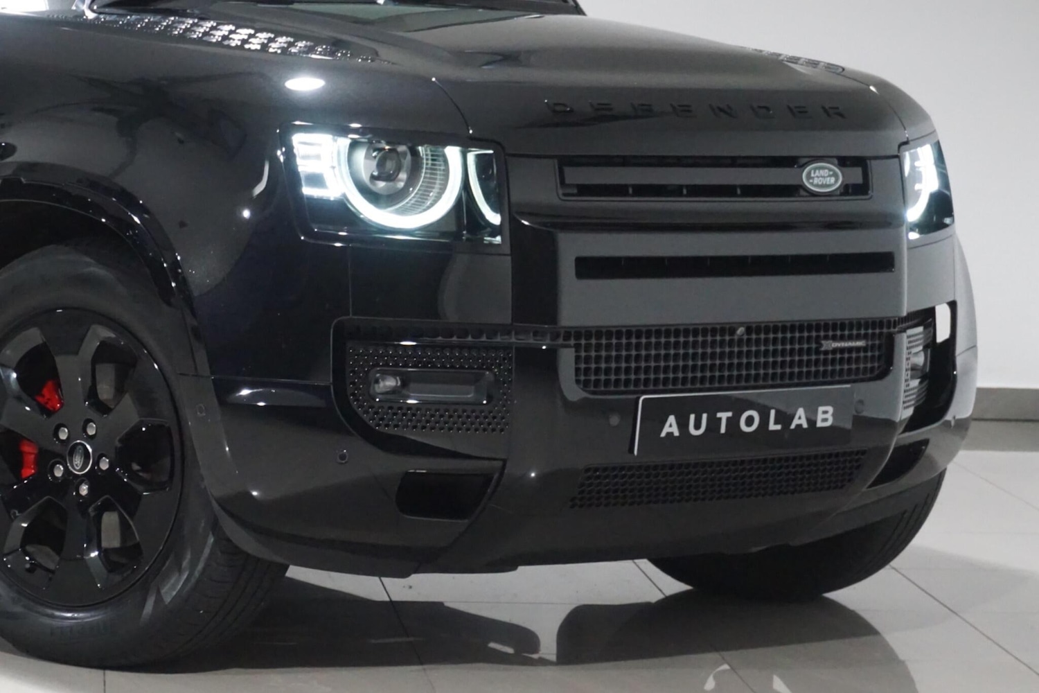 Used Land Rover Defender 110 for sale - 76472565: Photo 48