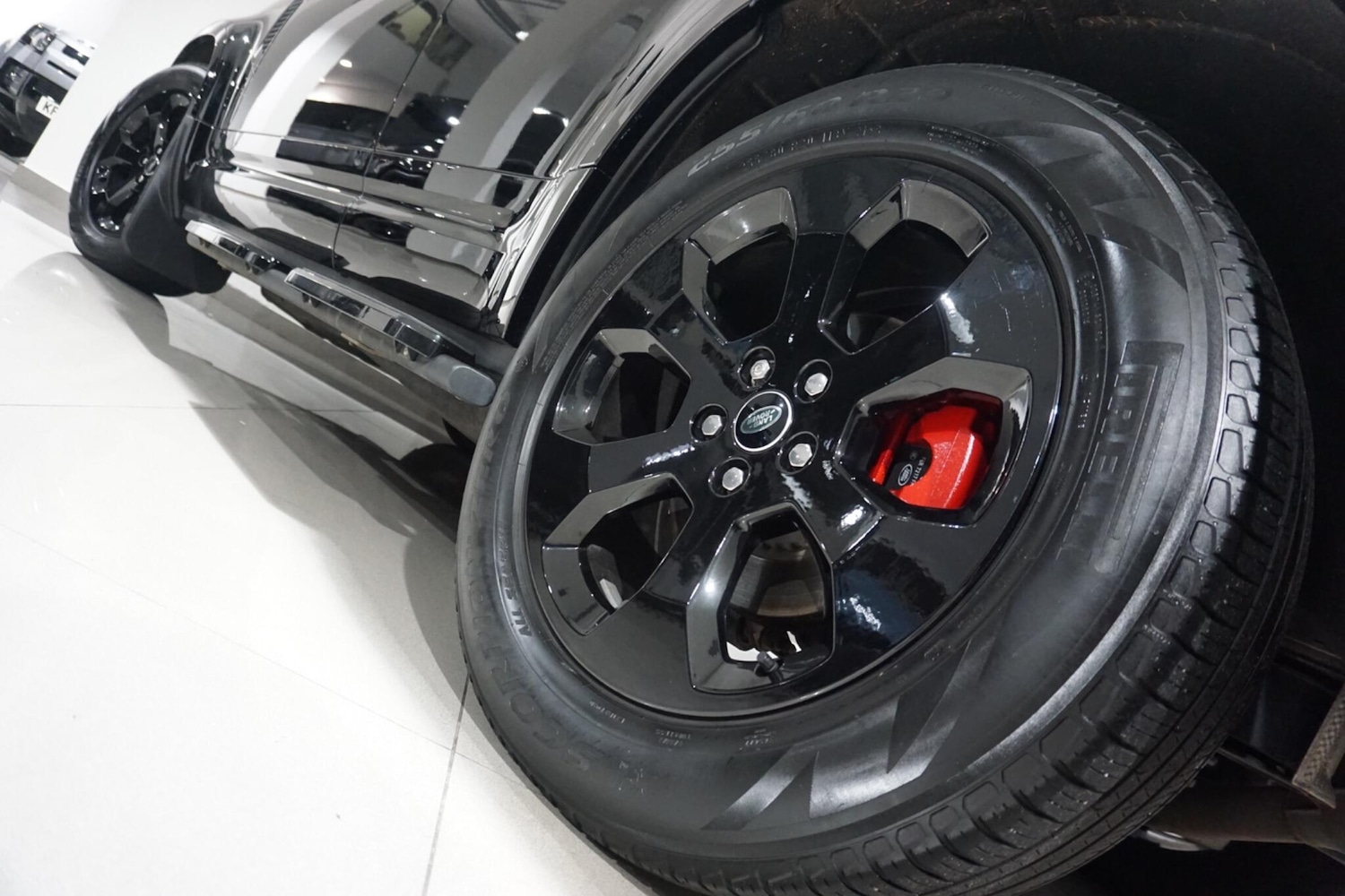 Used Land Rover Defender 110 for sale - 76472565: Photo 56