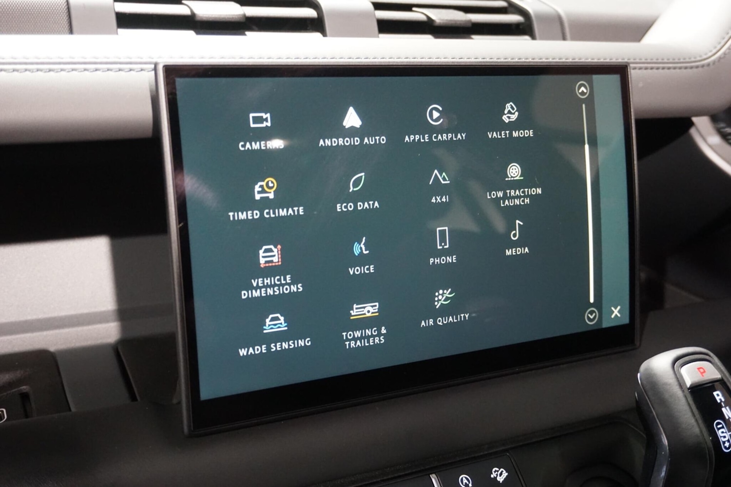 Used Land Rover Defender 110 for sale - 76472565: Photo 67