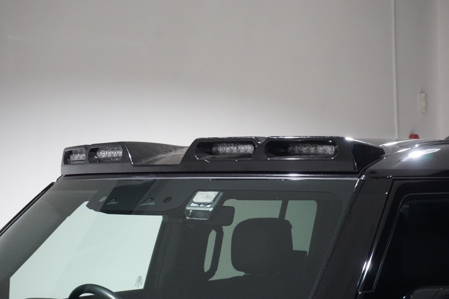 Used Land Rover Defender 110 for sale - 76472565: Photo 75