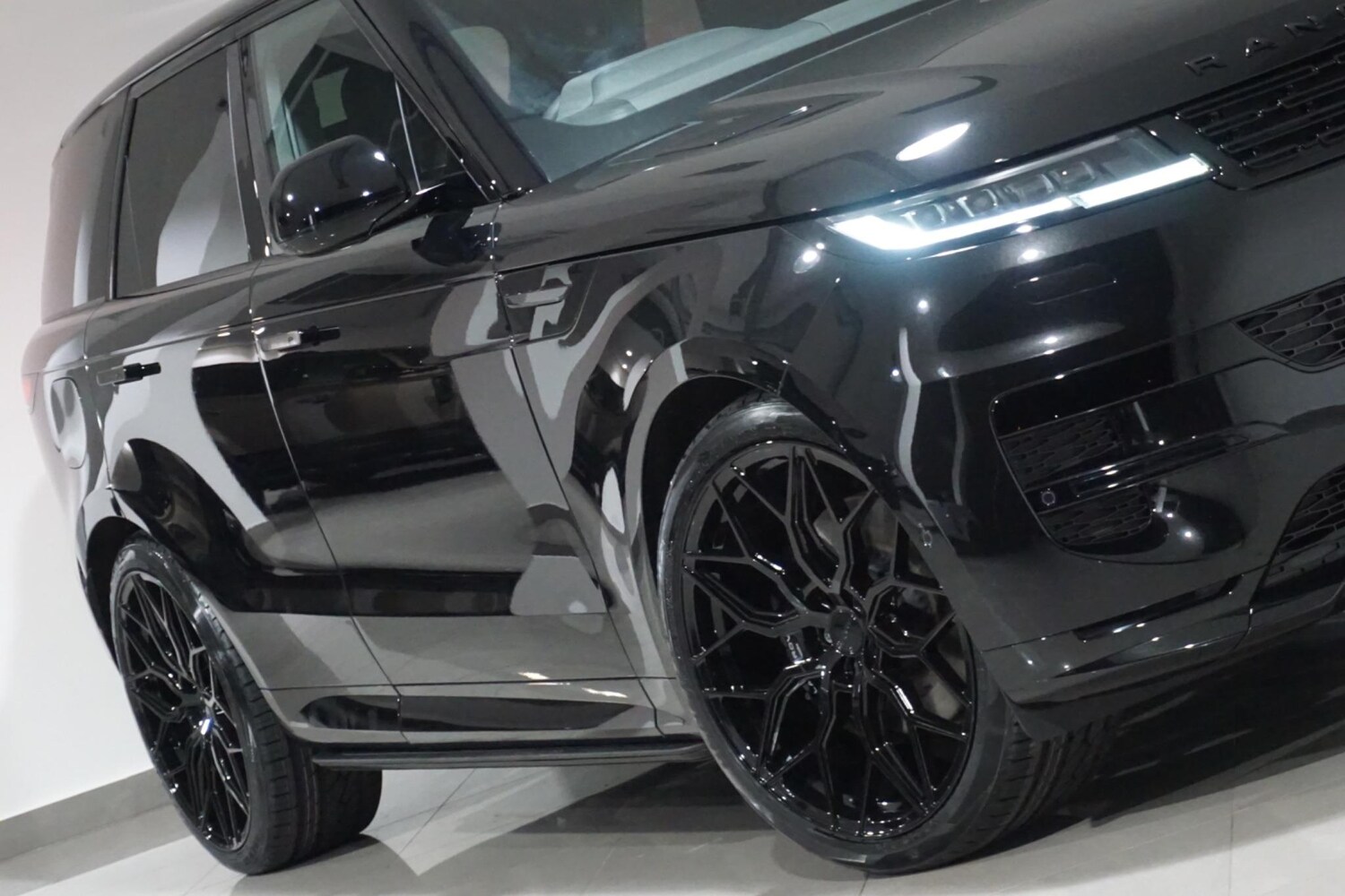 Used Land Rover Range Rover Sport for sale - 78170516: Photo 42