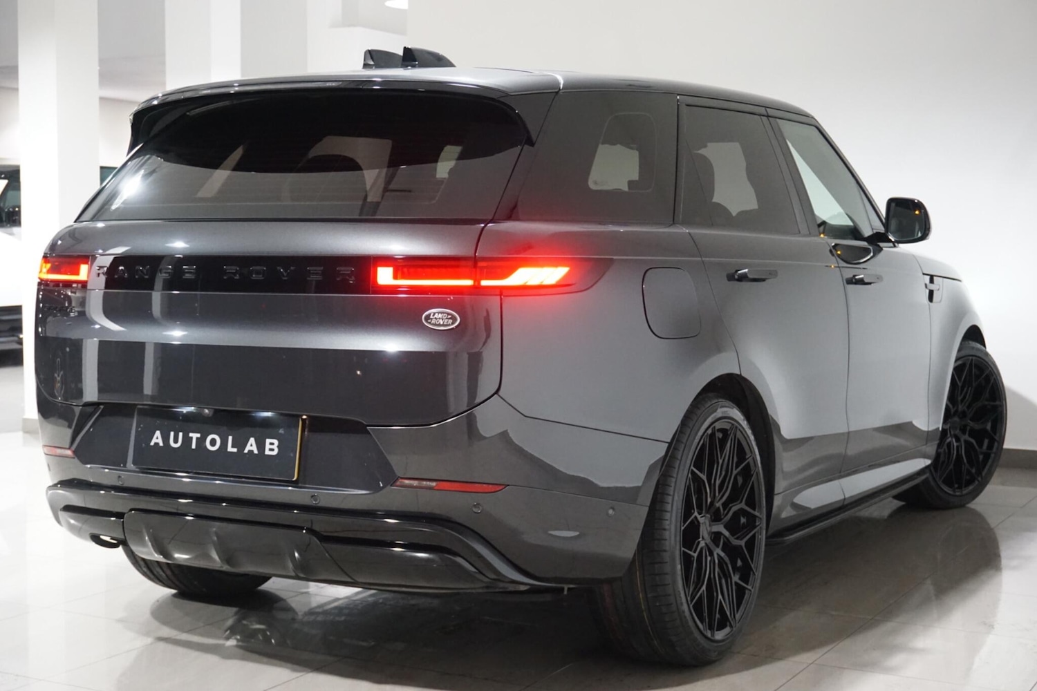 Used Land Rover Range Rover Sport for sale - 76952423: Photo 21