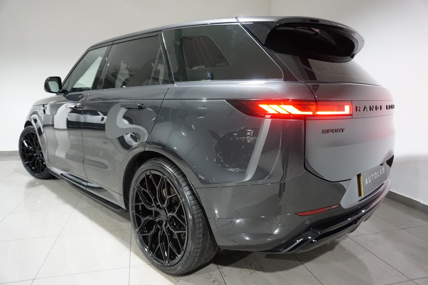 Used Land Rover Range Rover Sport for sale - 76952423: Photo 25