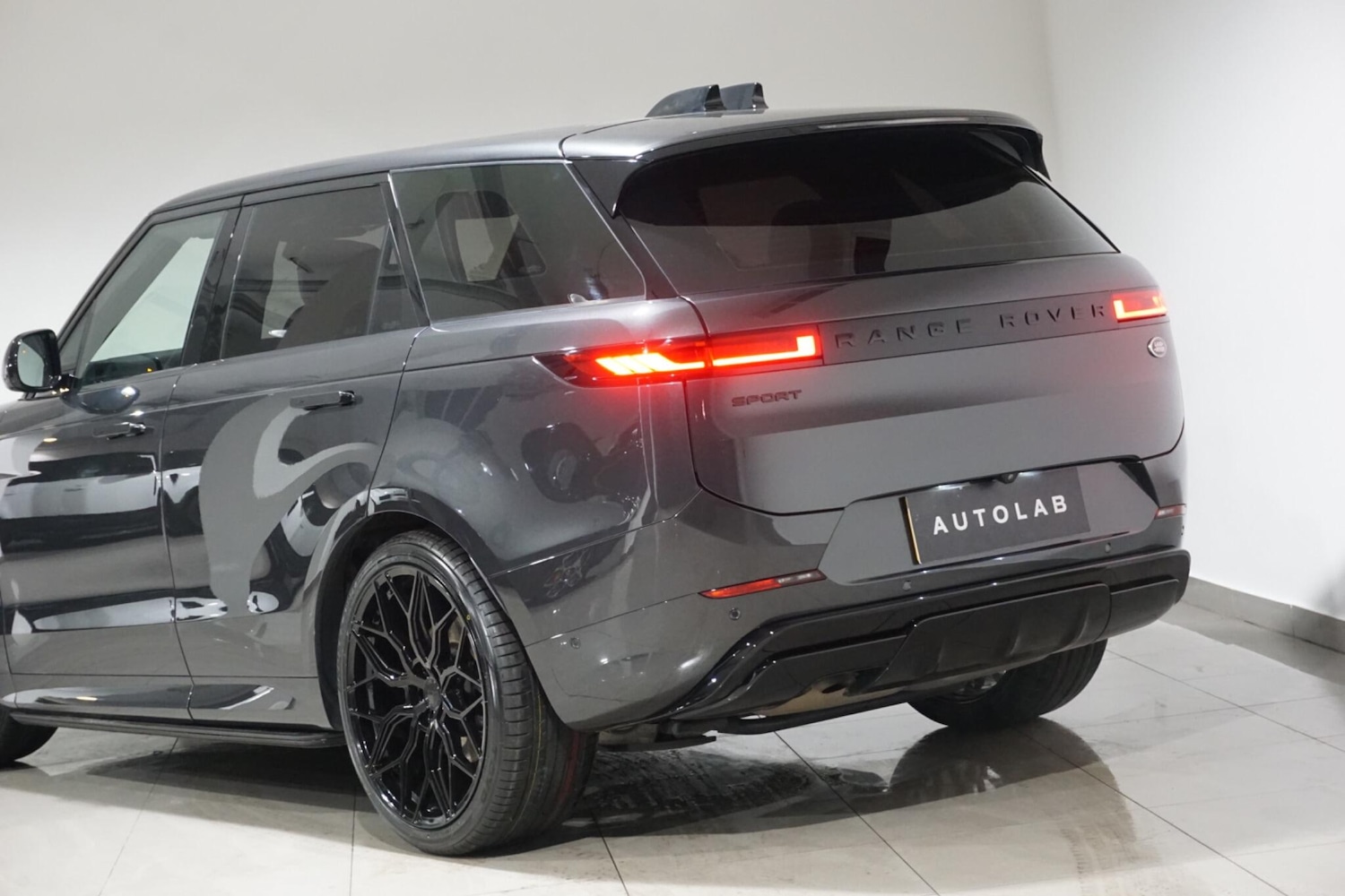 Used Land Rover Range Rover Sport for sale - 76952423: Photo 40