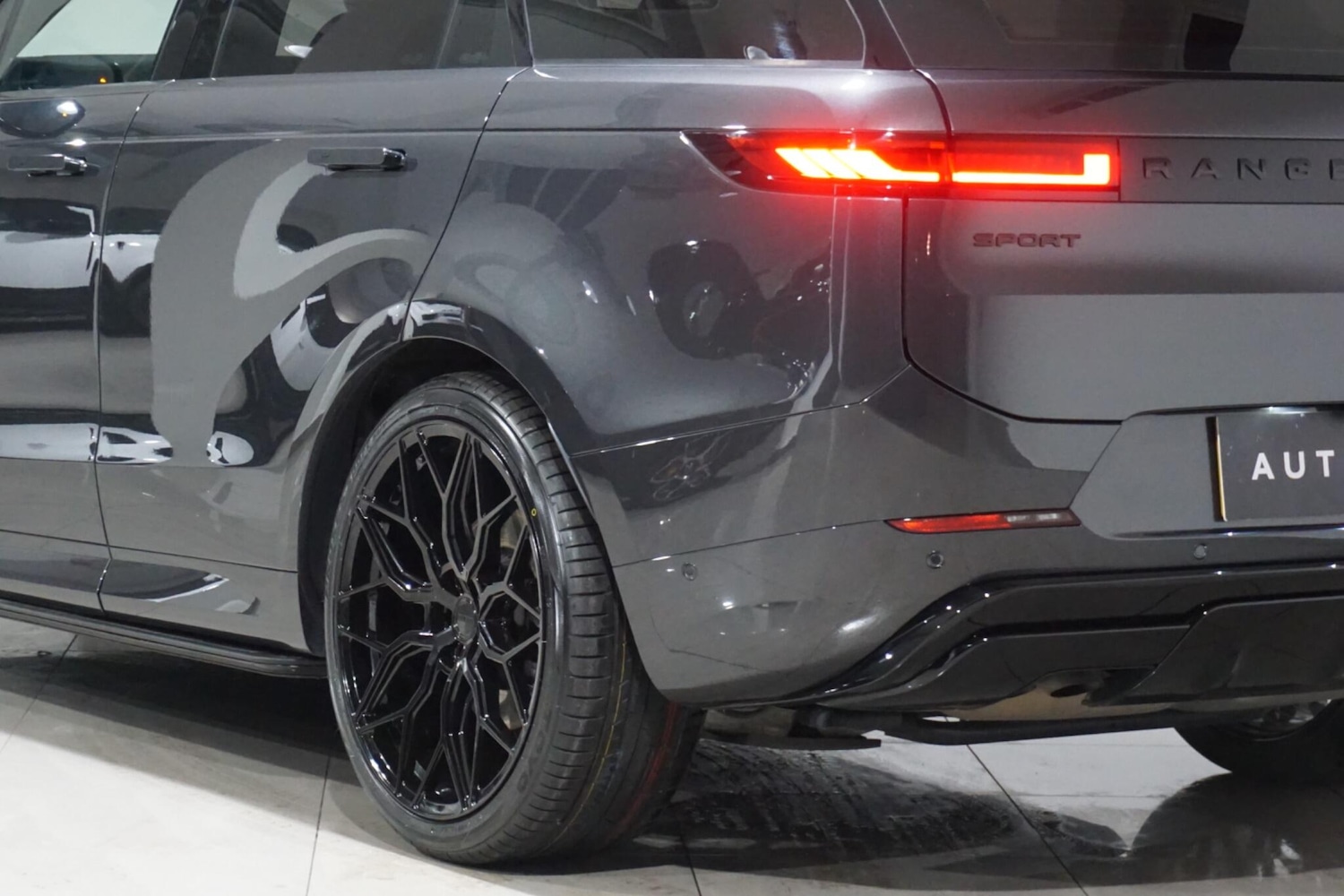 Used Land Rover Range Rover Sport for sale - 76952423: Photo 46