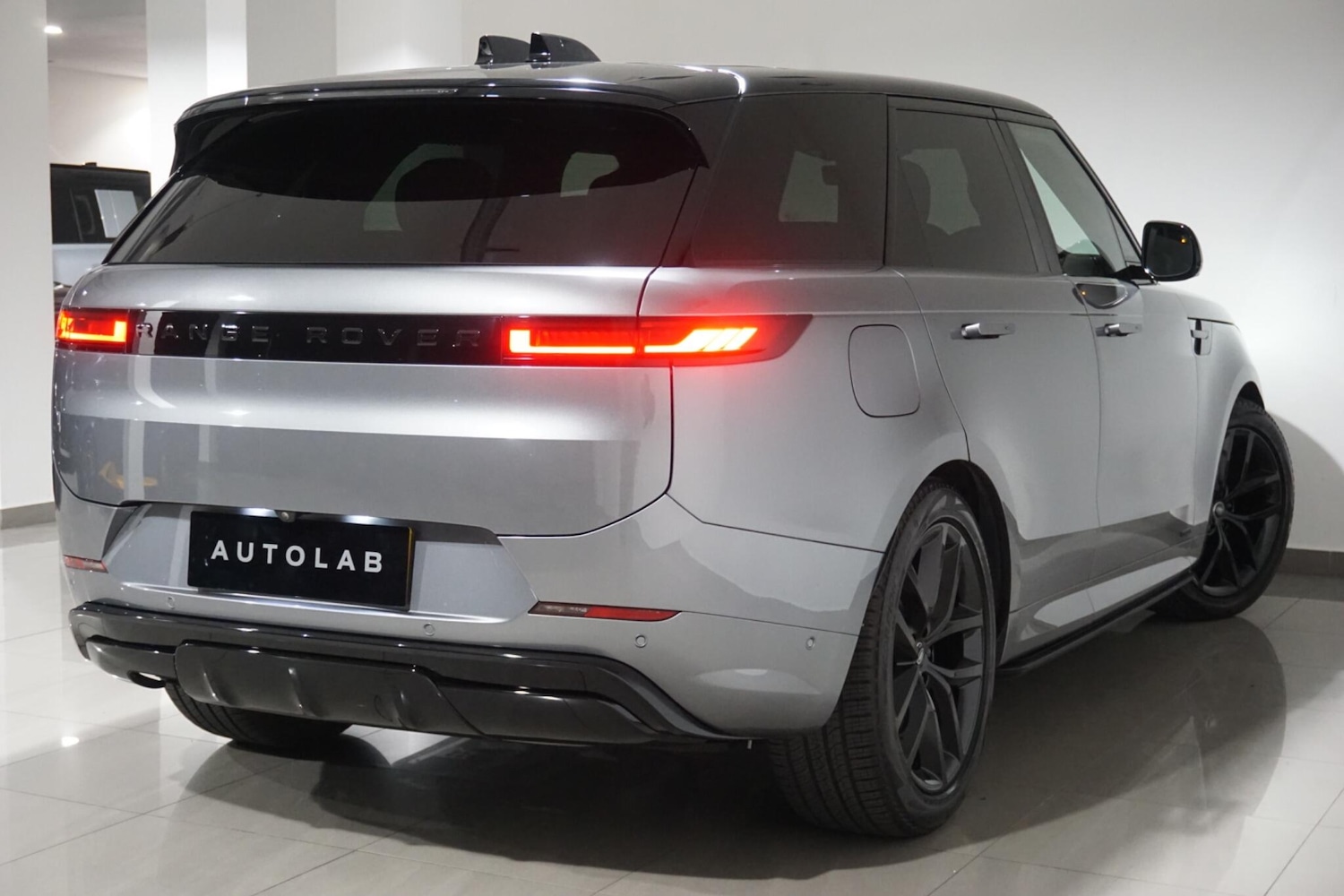 Used Land Rover Range Rover Sport 2024 for sale - 76084814: Photo 24