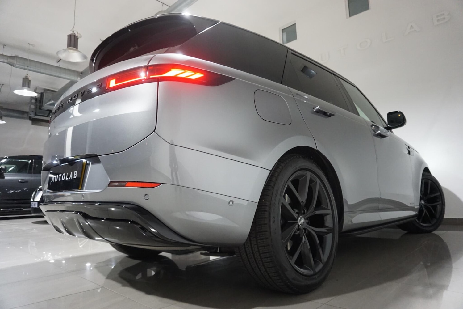 Used Land Rover Range Rover Sport 2024 for sale - 76084814: Photo 34
