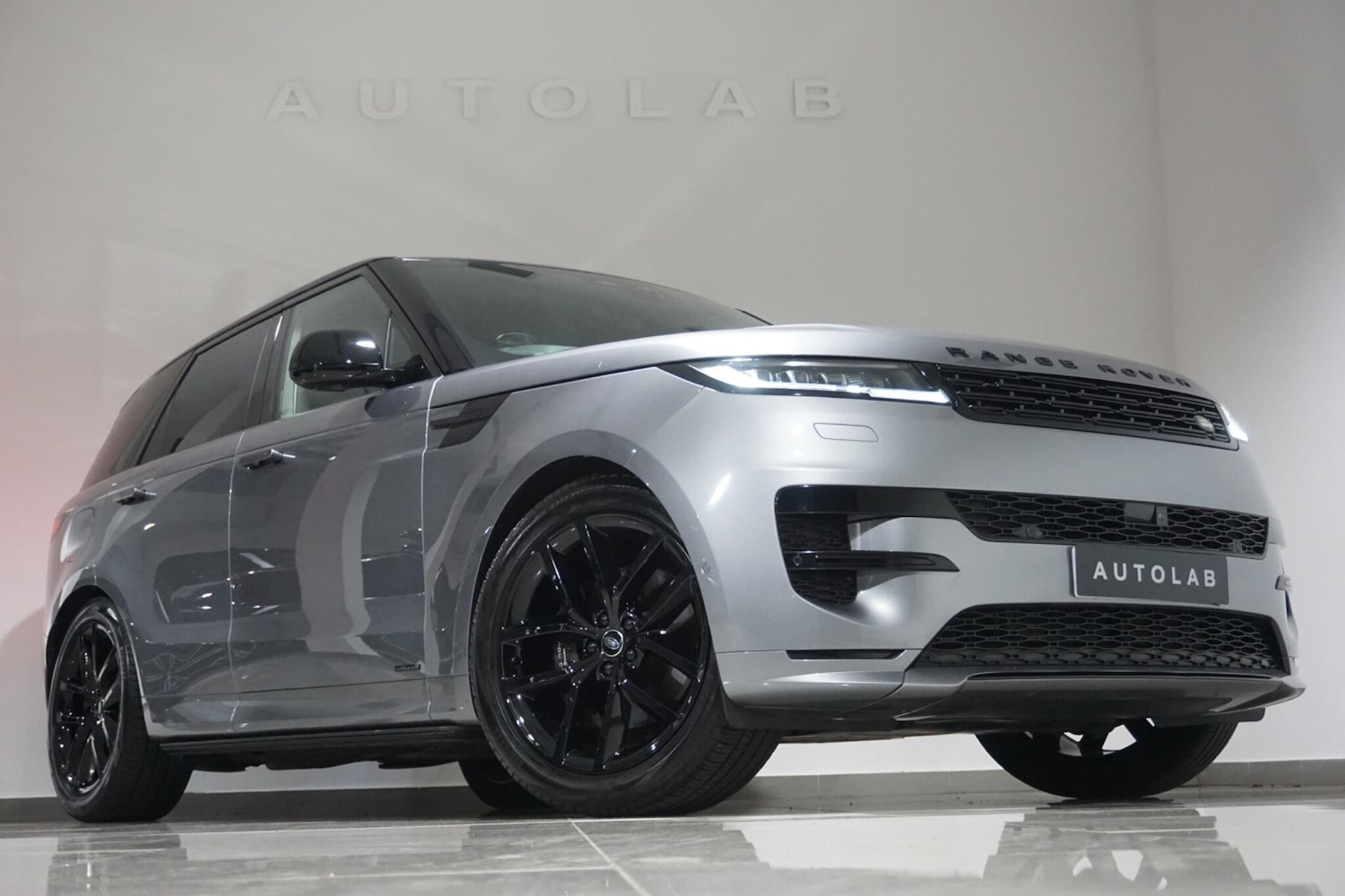 Used Land Rover Range Rover Sport 2024 for sale - 76084814: Photo 35