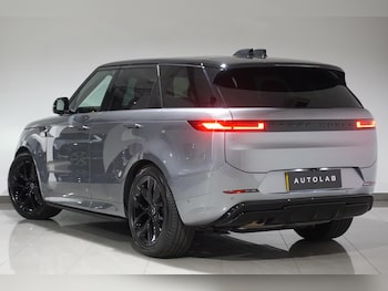 Used Land Rover Range Rover Sport 2024 for sale - 76084814: Photo 3
