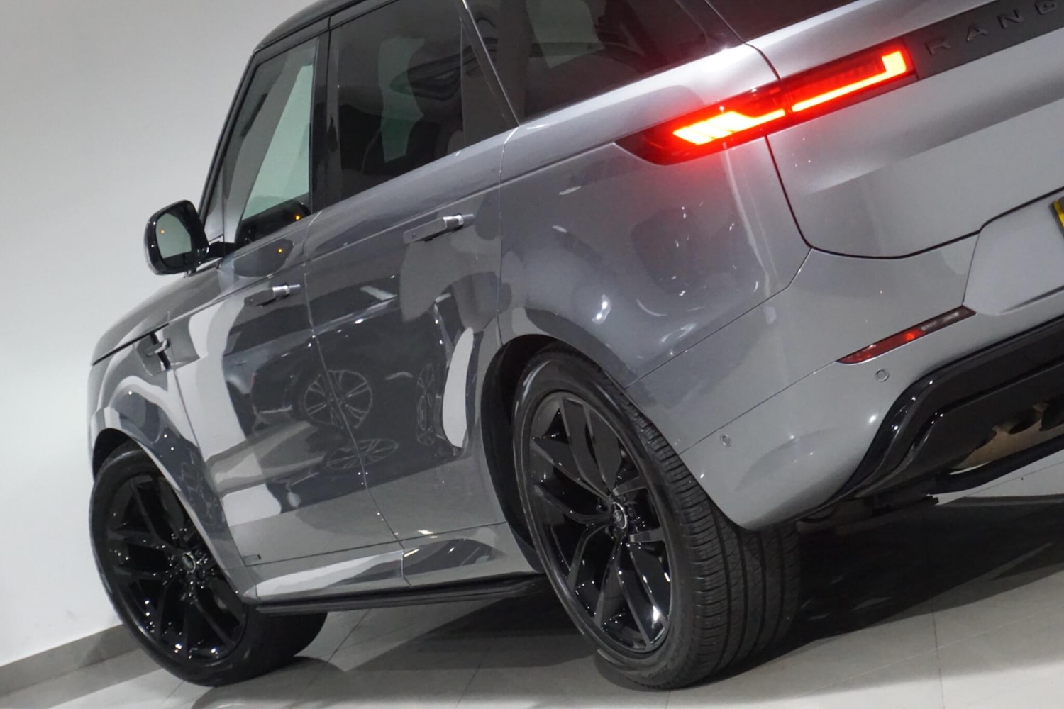 Used Land Rover Range Rover Sport 2024 for sale - 76084814: Photo 45