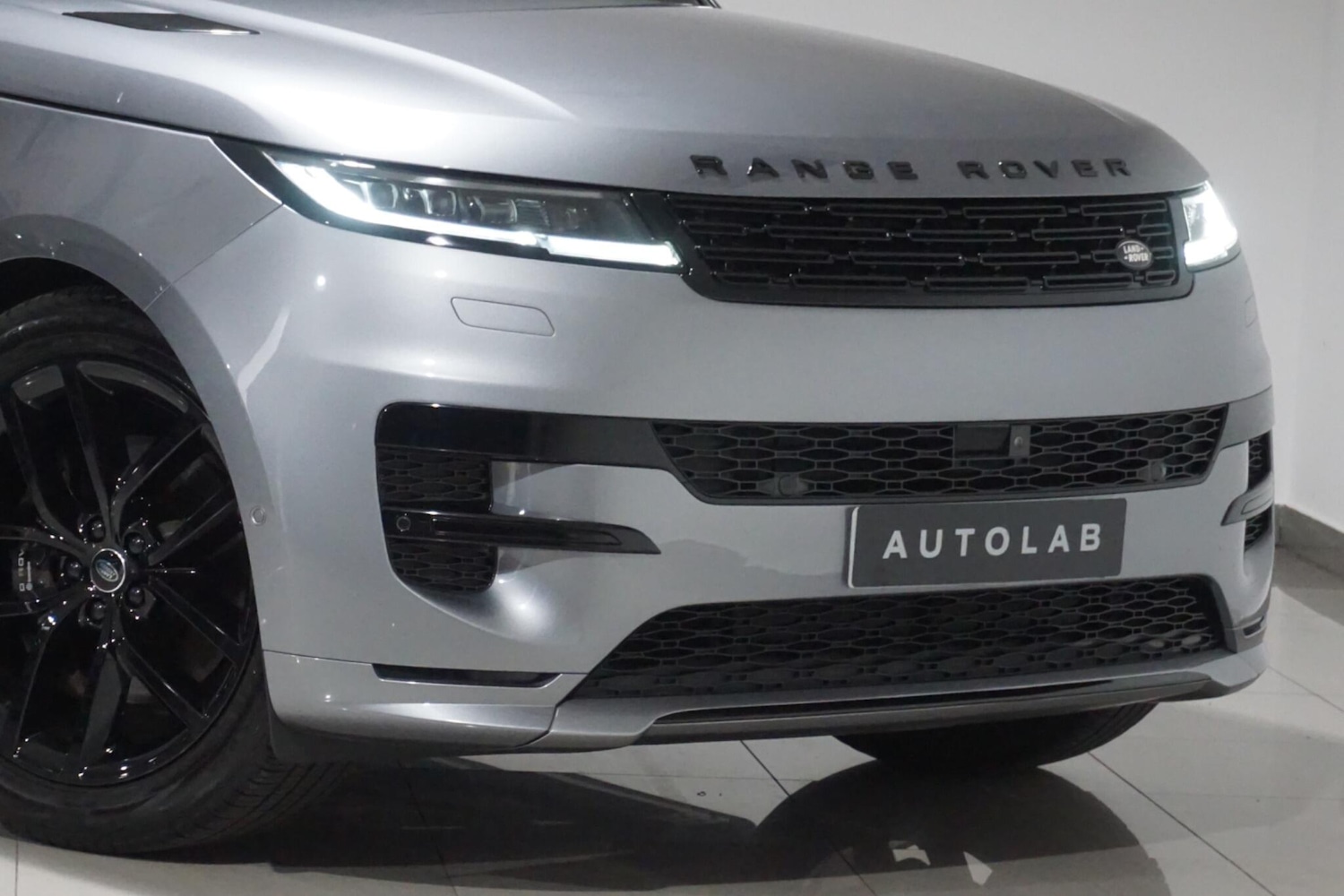 Used Land Rover Range Rover Sport 2024 for sale - 76084814: Photo 46