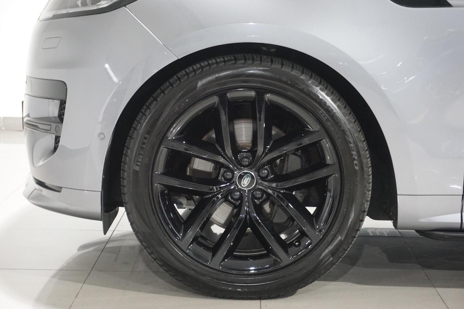 Used Land Rover Range Rover Sport 2024 for sale - 76084814: Photo 76