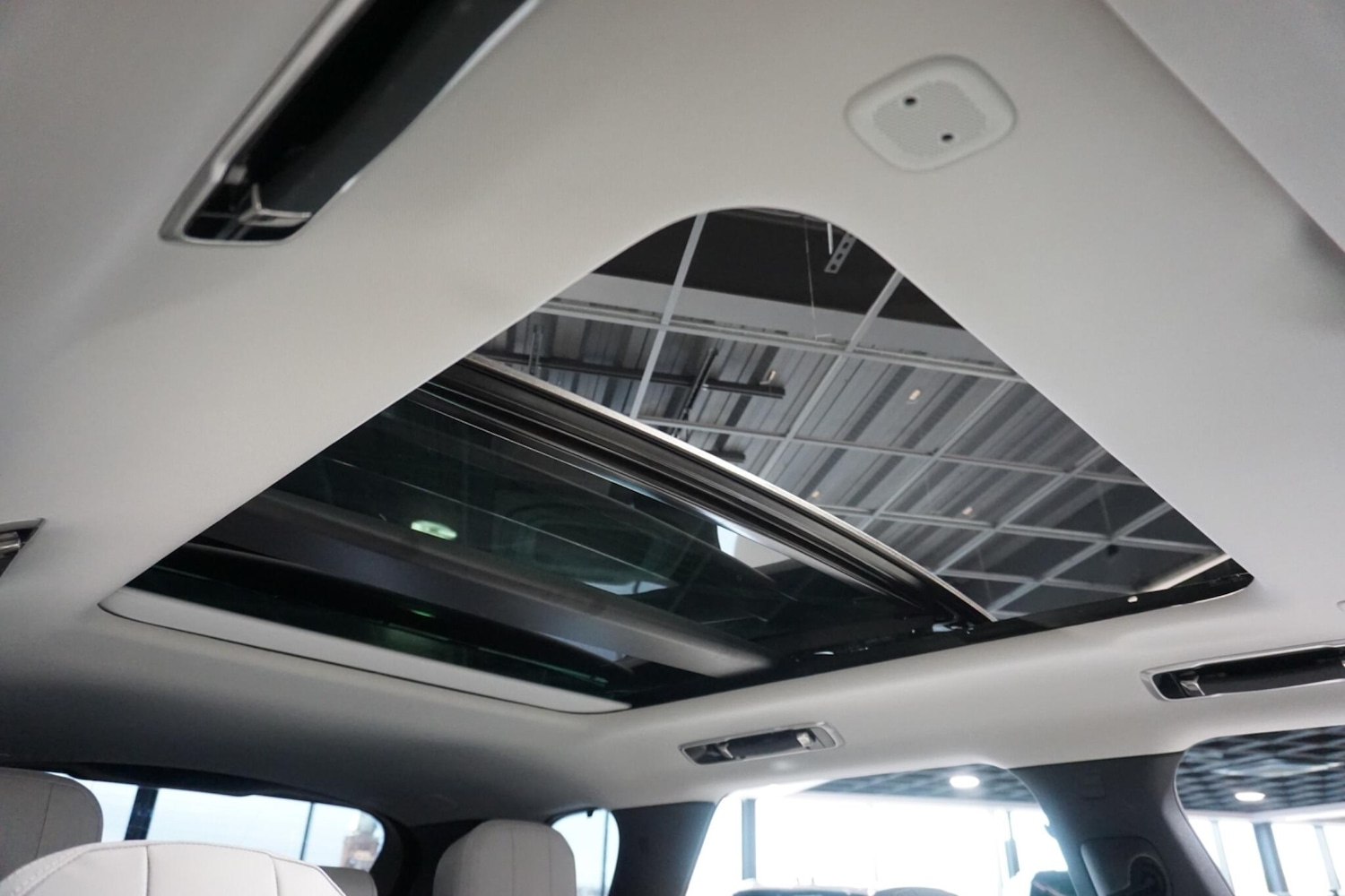 Used Land Rover Range Rover Sport 2023 for sale - 77229691: Photo 12