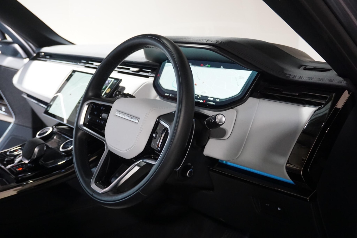 Used Land Rover Range Rover Sport 2023 for sale - 77229691: Photo 14