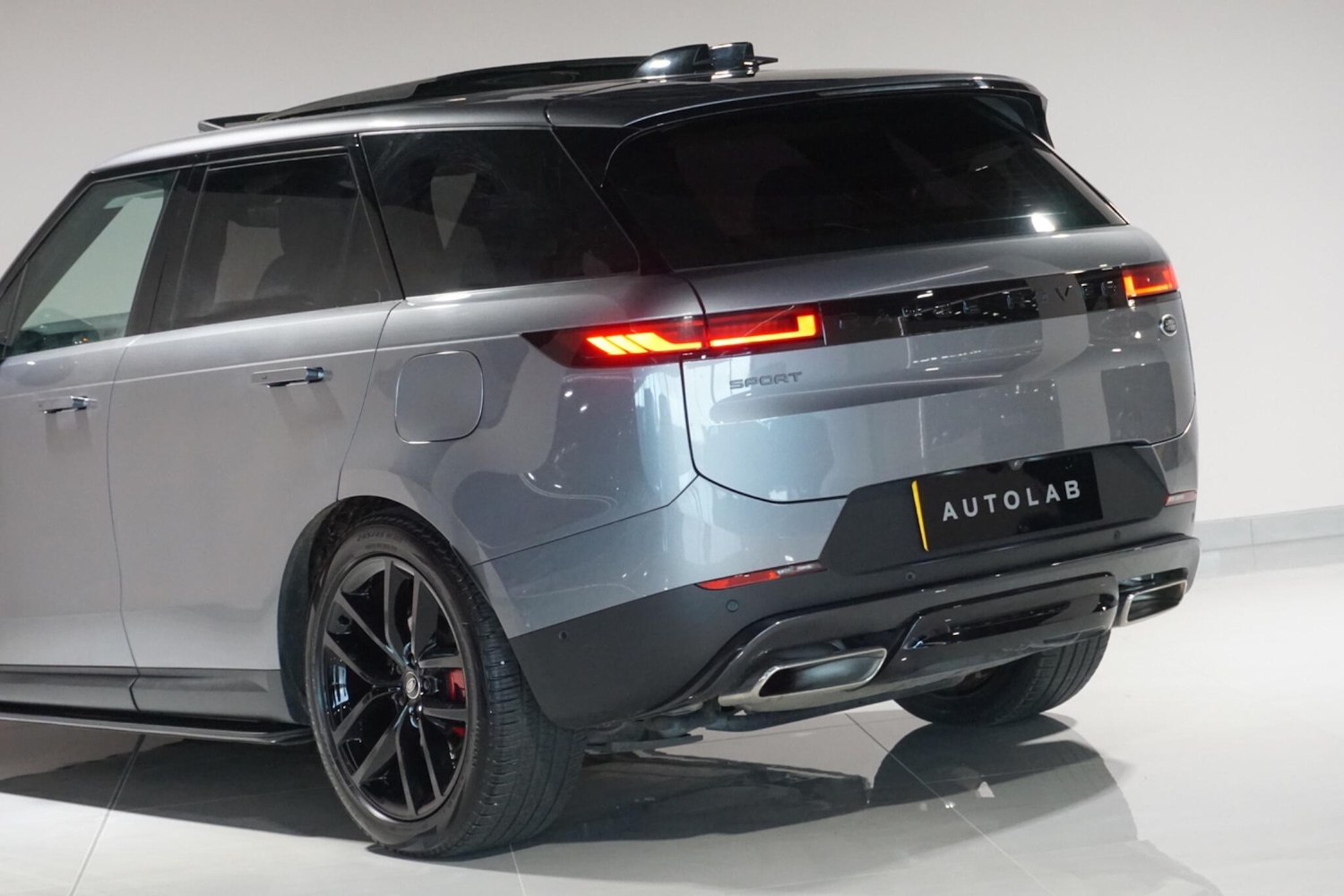 Used Land Rover Range Rover Sport 2023 for sale - 77229691: Photo 44