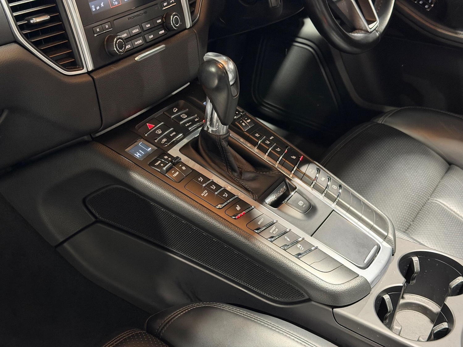 Used Porsche Macan for sale - 76913496: Photo 23