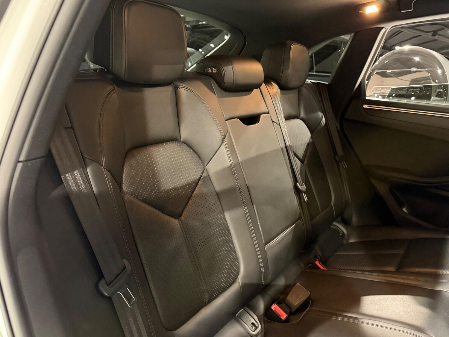 Used Porsche Macan for sale - 76913496: Photo 32