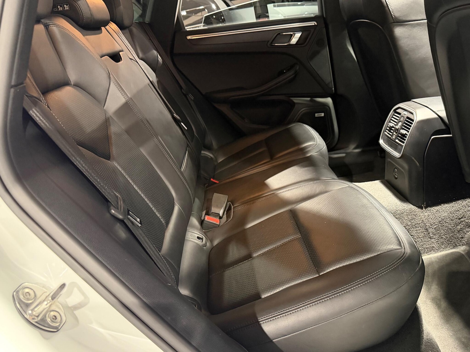 Used Porsche Macan for sale - 76913496: Photo 33