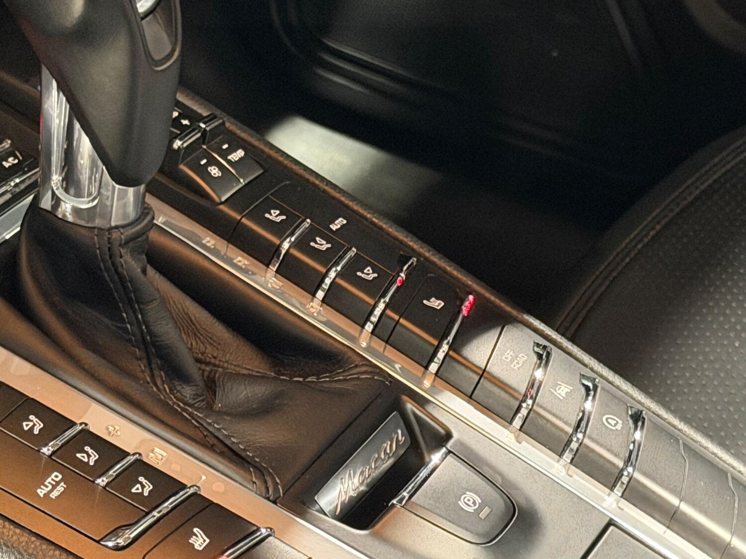 Used Porsche Macan for sale - 76913496: Photo 38