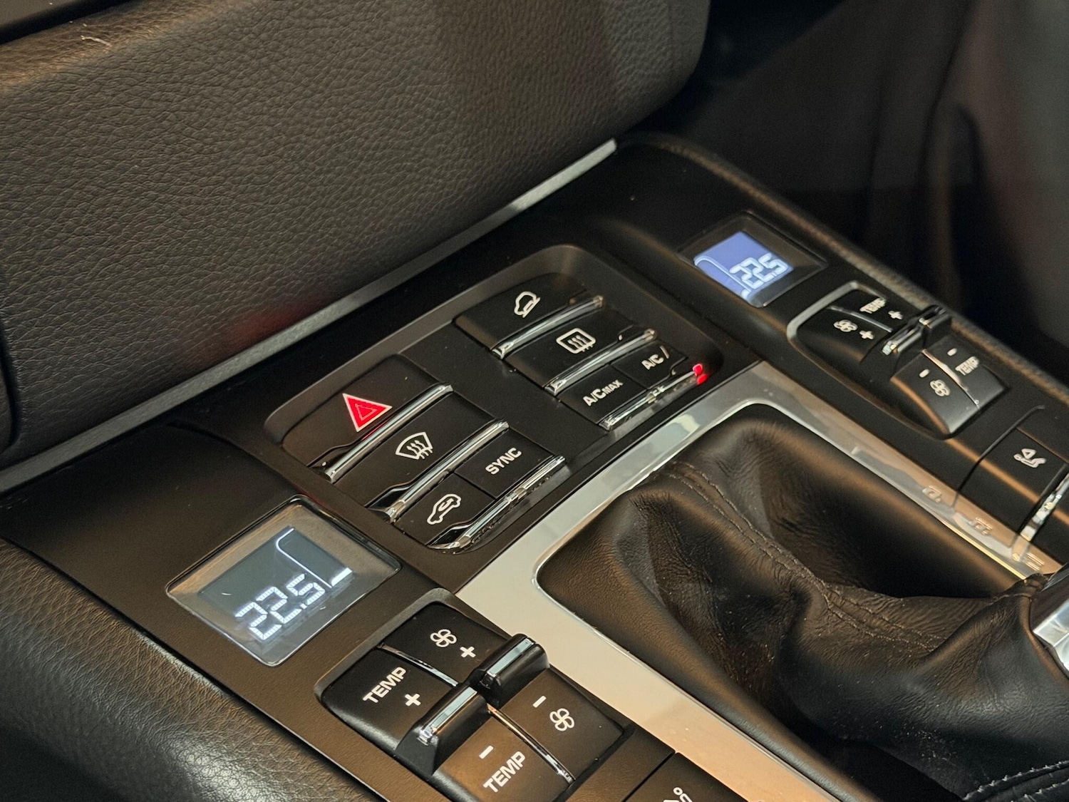 Used Porsche Macan for sale - 76913496: Photo 40