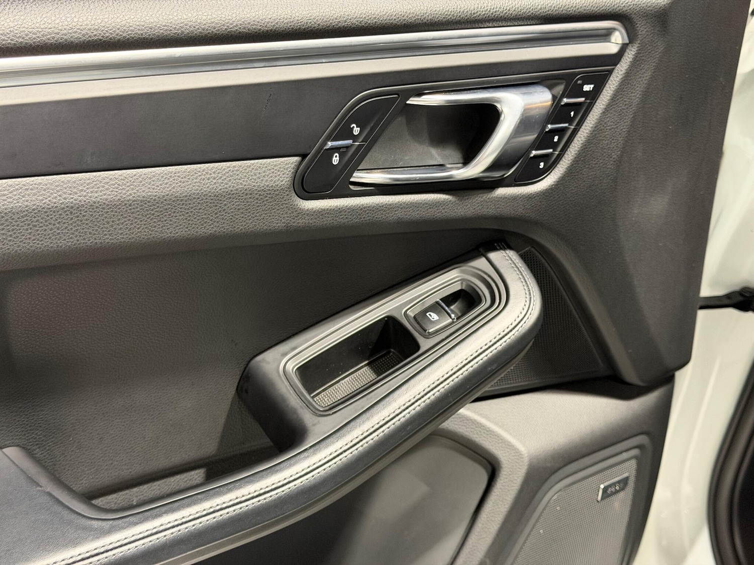 Used Porsche Macan for sale - 76913496: Photo 41