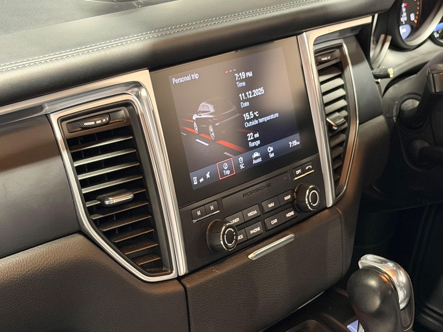 Used Porsche Macan for sale - 76913496: Photo 44