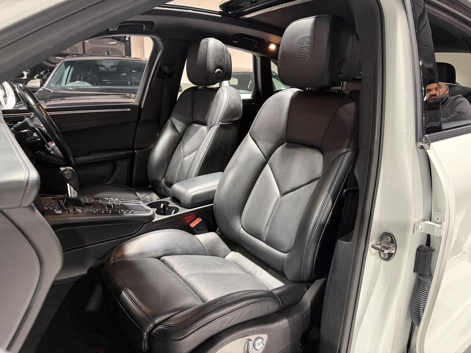 Used Porsche Macan for sale - 76913496: Photo 59